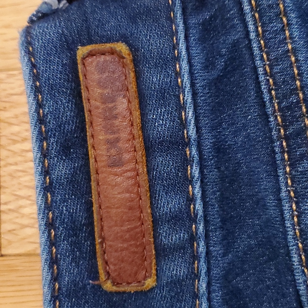 Express Barely Boot Low-Rise Jeans 0s - image 4